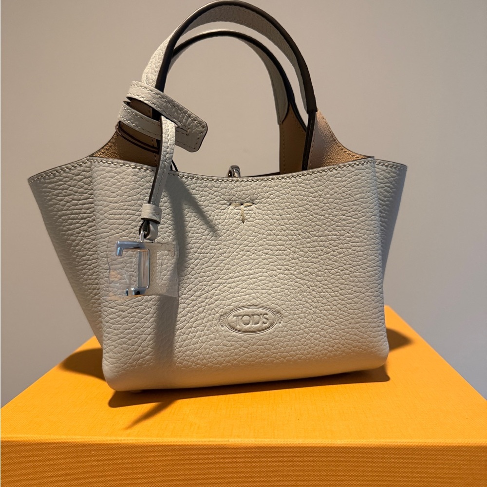 Tod’s micro crossbody bag with pebbled leather - Picture 3 of 5